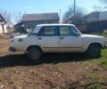 Белый ВАЗ 2105, объемом двигателя 1.5 л и пробегом 100 тыс. км за 253 $, фото 1 на Automoto.ua