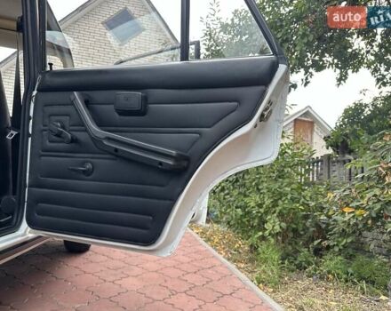 Білий ВАЗ 2105, об'ємом двигуна 1.5 л та пробігом 55 тис. км за 3600 $, фото 17 на Automoto.ua