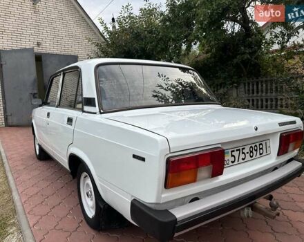 Білий ВАЗ 2105, об'ємом двигуна 1.5 л та пробігом 55 тис. км за 3600 $, фото 69 на Automoto.ua
