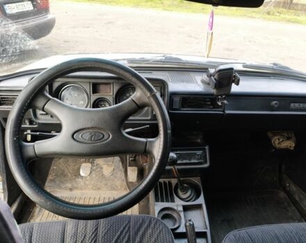 Білий ВАЗ 2105, об'ємом двигуна 1.5 л та пробігом 150 тис. км за 1150 $, фото 4 на Automoto.ua