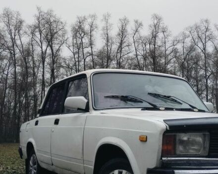 Білий ВАЗ 2105, об'ємом двигуна 0 л та пробігом 150 тис. км за 474 $, фото 5 на Automoto.ua