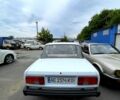 Белый ВАЗ 2105, объемом двигателя 1.5 л и пробегом 50 тыс. км за 850 $, фото 2 на Automoto.ua