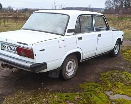 Белый ВАЗ 2105, объемом двигателя 1.5 л и пробегом 100 тыс. км за 850 $, фото 6 на Automoto.ua