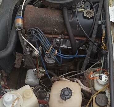 Белый ВАЗ 2105, объемом двигателя 1.5 л и пробегом 100 тыс. км за 850 $, фото 12 на Automoto.ua