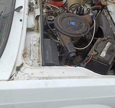 Белый ВАЗ 2105, объемом двигателя 1.5 л и пробегом 100 тыс. км за 850 $, фото 9 на Automoto.ua