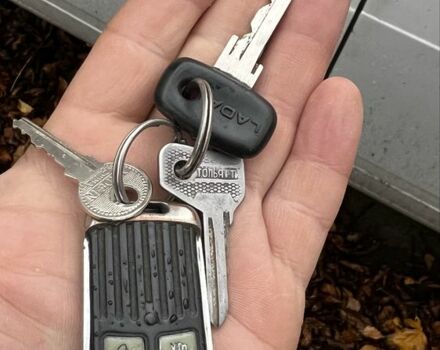 Белый ВАЗ 2105, объемом двигателя 0 л и пробегом 40 тыс. км за 600 $, фото 6 на Automoto.ua