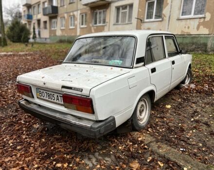 Белый ВАЗ 2105, объемом двигателя 0 л и пробегом 40 тыс. км за 600 $, фото 2 на Automoto.ua