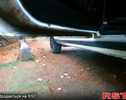 Білий ВАЗ 2105, об'ємом двигуна 1.5 л та пробігом 0 тис. км за 500 $, фото 5 на Automoto.ua