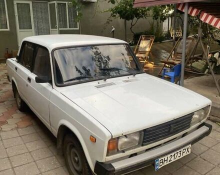 Белый ВАЗ 2105, объемом двигателя 1.45 л и пробегом 250 тыс. км за 1200 $, фото 2 на Automoto.ua