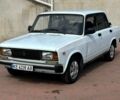 Белый ВАЗ 2105, объемом двигателя 1.5 л и пробегом 180 тыс. км за 650 $, фото 5 на Automoto.ua