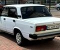 Белый ВАЗ 2105, объемом двигателя 1.5 л и пробегом 180 тыс. км за 650 $, фото 1 на Automoto.ua