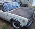 Белый ВАЗ 2105, объемом двигателя 1.5 л и пробегом 200 тыс. км за 500 $, фото 1 на Automoto.ua