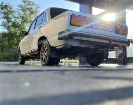 ВАЗ 2105 1990 в Тараще на Automoto.ua Белый ВАЗ 2105, объемом двигателя 1.3 л и пробегом 3 тыс. км за 500 $, фото 2 на Automoto.ua