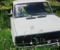 Белый ВАЗ 2105, объемом двигателя 0 л и пробегом 49 тыс. км за 225 $, фото 2 на Automoto.ua