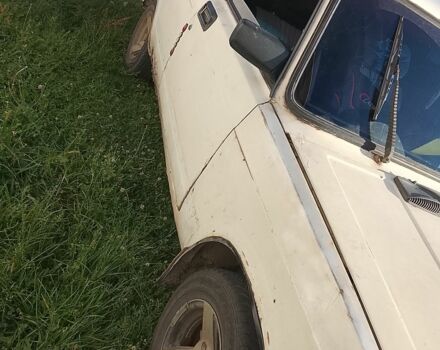 Білий ВАЗ 2105, об'ємом двигуна 1.5 л та пробігом 100 тис. км за 350 $, фото 2 на Automoto.ua