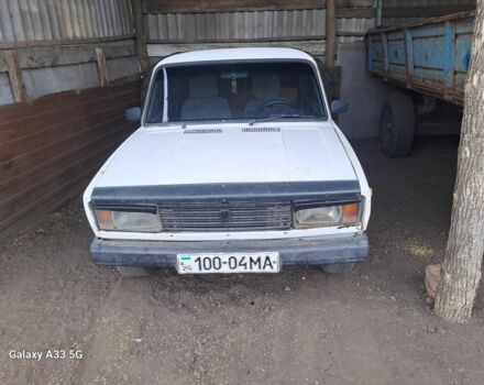 Белый ВАЗ 2105, объемом двигателя 1.5 л и пробегом 50 тыс. км за 485 $, фото 4 на Automoto.ua