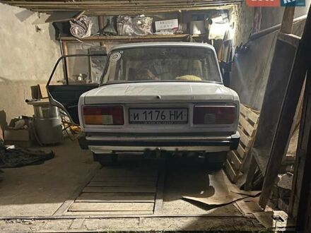 Белый ВАЗ 2105, объемом двигателя 1.7 л и пробегом 500 тыс. км за 1250 $, фото 1 на Automoto.ua