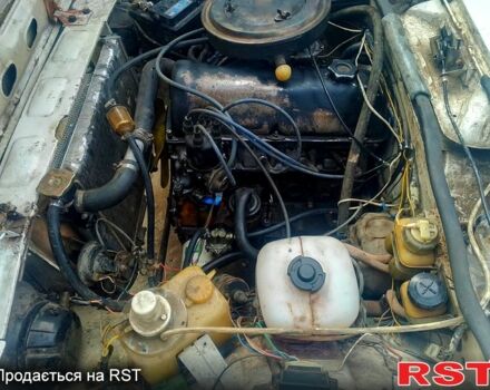 Белый ВАЗ 2105, объемом двигателя 1.5 л и пробегом 0 тыс. км за 700 $, фото 1 на Automoto.ua