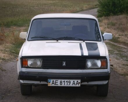 Белый ВАЗ 2105, объемом двигателя 1.3 л и пробегом 100 тыс. км за 528 $, фото 1 на Automoto.ua