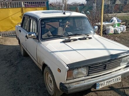 Білий ВАЗ 2105, об'ємом двигуна 1 л та пробігом 50 тис. км за 691 $, фото 1 на Automoto.ua