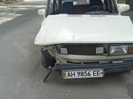 ВАЗ 2105 1981 у Харкові на Automoto.ua Білий ВАЗ 2105, об'ємом двигуна 0 л та пробігом 68 тис. км за 241 $, фото 1 на Automoto.ua