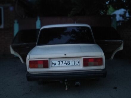 ВАЗ 2105 1982 в Чугуеве на Automoto.ua Белый ВАЗ 2105, объемом двигателя 1.3 л и пробегом 160 тыс. км за 30000 $, фото 1 на Automoto.ua