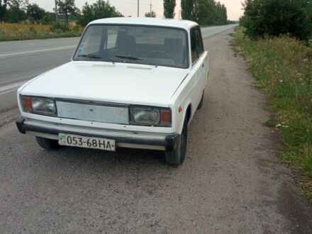 ВАЗ 2105 1982 у Вольнянске на Automoto.ua Білий ВАЗ 2105, об'ємом двигуна 1.2 л та пробігом 100 тис. км за 289 $, фото 1 на Automoto.ua