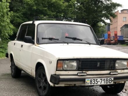 ВАЗ 2105 1982 у Києві на Automoto.ua Білий ВАЗ 2105, об'ємом двигуна 1.5 л та пробігом 100 тис. км за 600 $, фото 1 на Automoto.ua