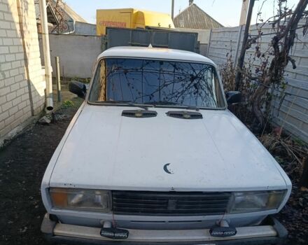 Белый ВАЗ 2105, объемом двигателя 2 л и пробегом 100 тыс. км за 259 $, фото 1 на Automoto.ua