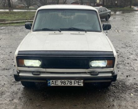 Белый ВАЗ 2105, объемом двигателя 1.3 л и пробегом 200 тыс. км за 713 $, фото 1 на Automoto.ua