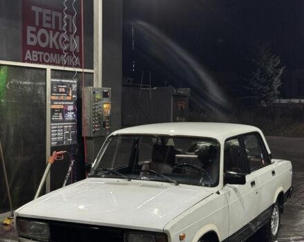 Белый ВАЗ 2105, объемом двигателя 1.5 л и пробегом 3 тыс. км за 535 $, фото 1 на Automoto.ua