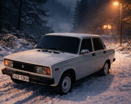 Белый ВАЗ 2105, объемом двигателя 5 л и пробегом 8 тыс. км за 1450 $, фото 1 на Automoto.ua