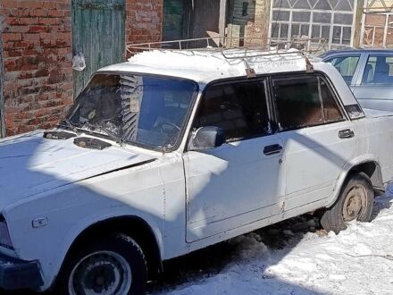 Білий ВАЗ 2105, об'ємом двигуна 0 л та пробігом 350 тис. км за 463 $, фото 1 на Automoto.ua