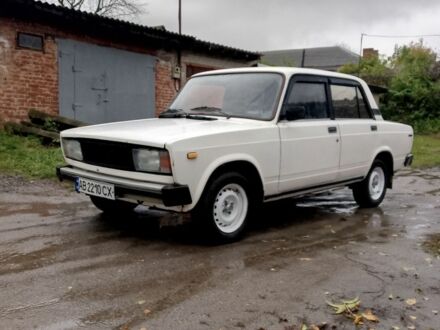 ВАЗ 2105 1983 в Калиновке на Automoto.ua Белый ВАЗ 2105, объемом двигателя 1.3 л и пробегом 150 тыс. км за 1200 $, фото 1 на Automoto.ua