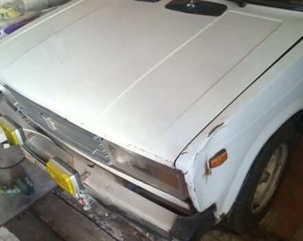 Белый ВАЗ 2105, объемом двигателя 0 л и пробегом 200 тыс. км за 500 $, фото 1 на Automoto.ua