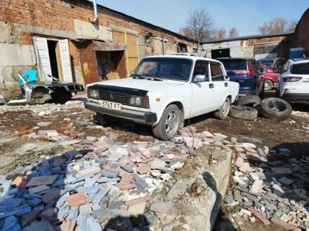 Білий ВАЗ 2105, об'ємом двигуна 0 л та пробігом 50 тис. км за 881 $, фото 1 на Automoto.ua