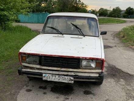 ВАЗ 2105 1983 в Черкассах на Automoto.ua Белый ВАЗ 2105, объемом двигателя 1.3 л и пробегом 88 тыс. км за 11500 $, фото 1 на Automoto.ua