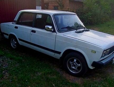 ВАЗ 2105 1983 в Бердичеве на Automoto.ua Белый ВАЗ 2105, объемом двигателя 1.5 л и пробегом 270 тыс. км за 1000 $, фото 1 на Automoto.ua