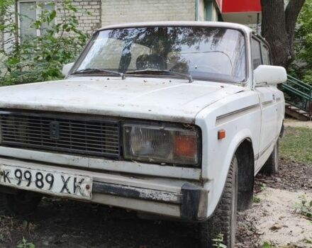 Белый ВАЗ 2105, объемом двигателя 1.5 л и пробегом 100 тыс. км за 336 $, фото 1 на Automoto.ua