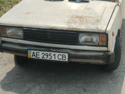 ВАЗ 2105 1985 в Днепре (Днепропетровске) на Automoto.ua Белый ВАЗ 2105, объемом двигателя 1.5 л и пробегом 95 тыс. км за 300 $, фото 1 на Automoto.ua