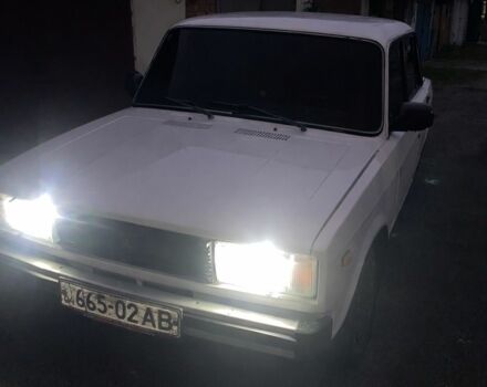 Білий ВАЗ 2105, об'ємом двигуна 1.6 л та пробігом 270 тис. км за 700 $, фото 1 на Automoto.ua