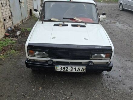 ВАЗ 2105 1985 в Кривом Роге на Automoto.ua Белый ВАЗ 2105, объемом двигателя 1.3 л и пробегом 60 тыс. км за 700 $, фото 1 на Automoto.ua