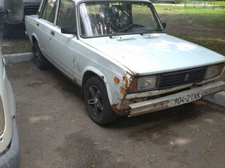 ВАЗ 2105 1986 в Харькове на Automoto.ua Белый ВАЗ 2105, объемом двигателя 0 л и пробегом 2 тыс. км за 750 $, фото 1 на Automoto.ua