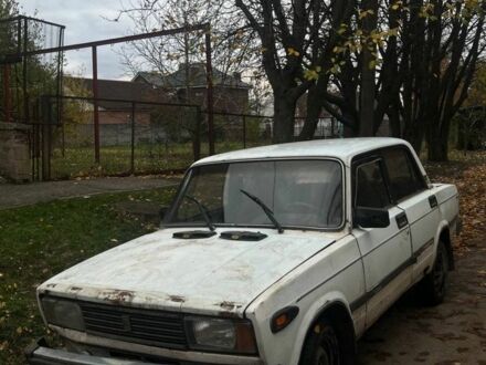 ВАЗ 2105 1986 в Лубнах на Automoto.ua Белый ВАЗ 2105, объемом двигателя 0 л и пробегом 177 тыс. км за 227 $, фото 1 на Automoto.ua