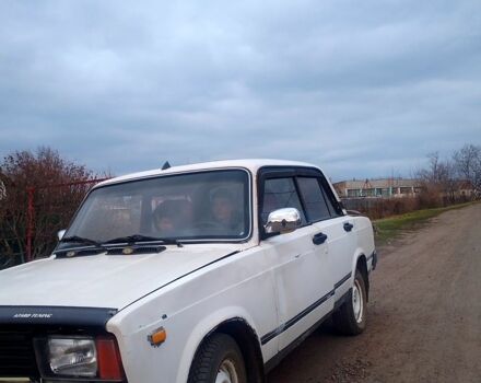 Белый ВАЗ 2105, объемом двигателя 1.5 л и пробегом 0 тыс. км за 650 $, фото 1 на Automoto.ua