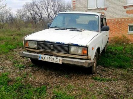 Белый ВАЗ 2105, объемом двигателя 1.5 л и пробегом 250 тыс. км за 400 $, фото 1 на Automoto.ua