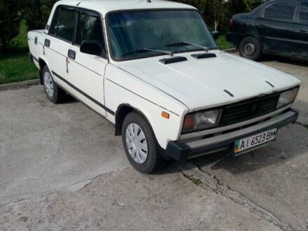 Белый ВАЗ 2105, объемом двигателя 1.2 л и пробегом 26 тыс. км за 1100 $, фото 1 на Automoto.ua