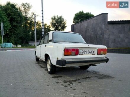 Белый ВАЗ 2105, объемом двигателя 0 л и пробегом 111 тыс. км за 244 $, фото 1 на Automoto.ua