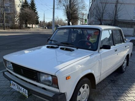 ВАЗ 2105 1987 в Житомире на Automoto.ua Белый ВАЗ 2105, объемом двигателя 0 л и пробегом 95 тыс. км за 1200 $, фото 1 на Automoto.ua