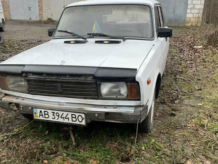 Белый ВАЗ 2105, объемом двигателя 1.2 л и пробегом 354 тыс. км за 550 $, фото 1 на Automoto.ua